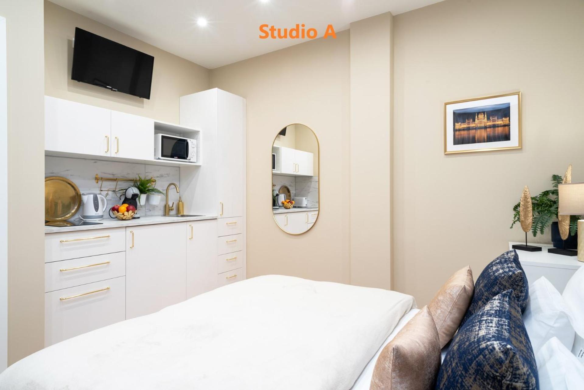 Amethyst Apartments - Tatra บูดาเปสต์ ภายนอก รูปภาพ