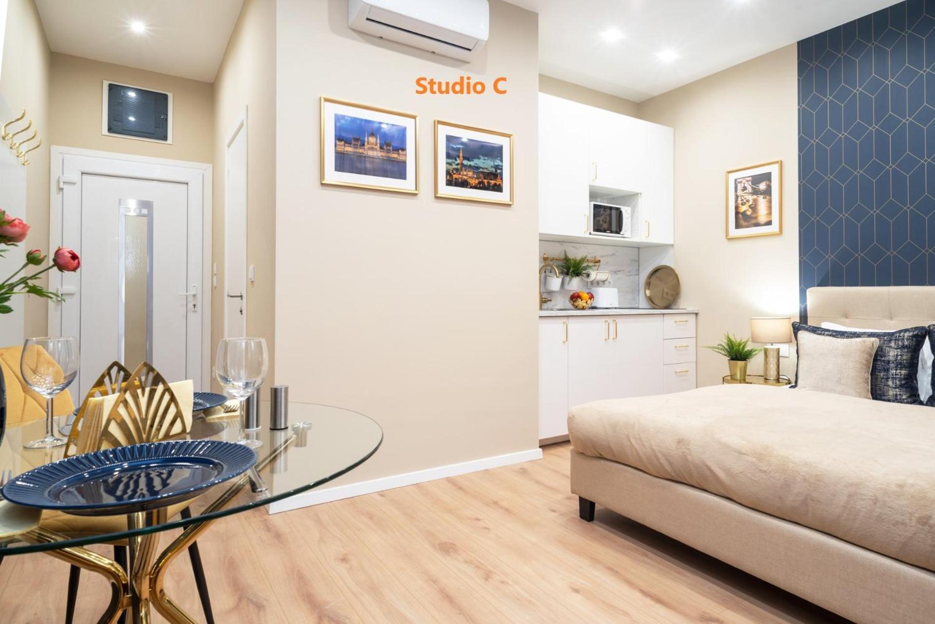 Amethyst Apartments - Tatra บูดาเปสต์ ภายนอก รูปภาพ